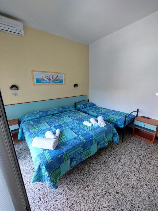 B&B Hotel Villa Nora Bellaria-Igea Marina Pokoj fotografie